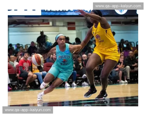 当篮球场上的“火花”碰撞“自由人”:一次关于激情与个性的对话